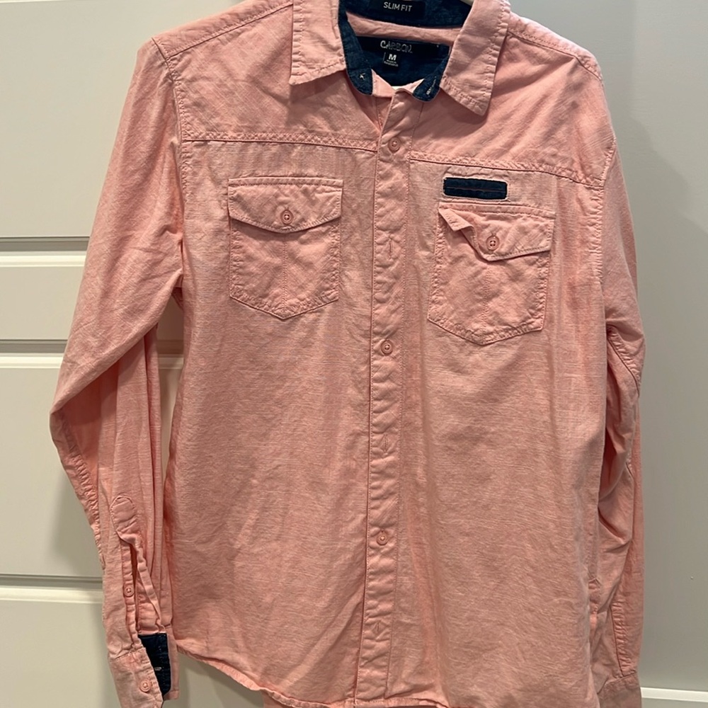 Men’s casual button down shirt
